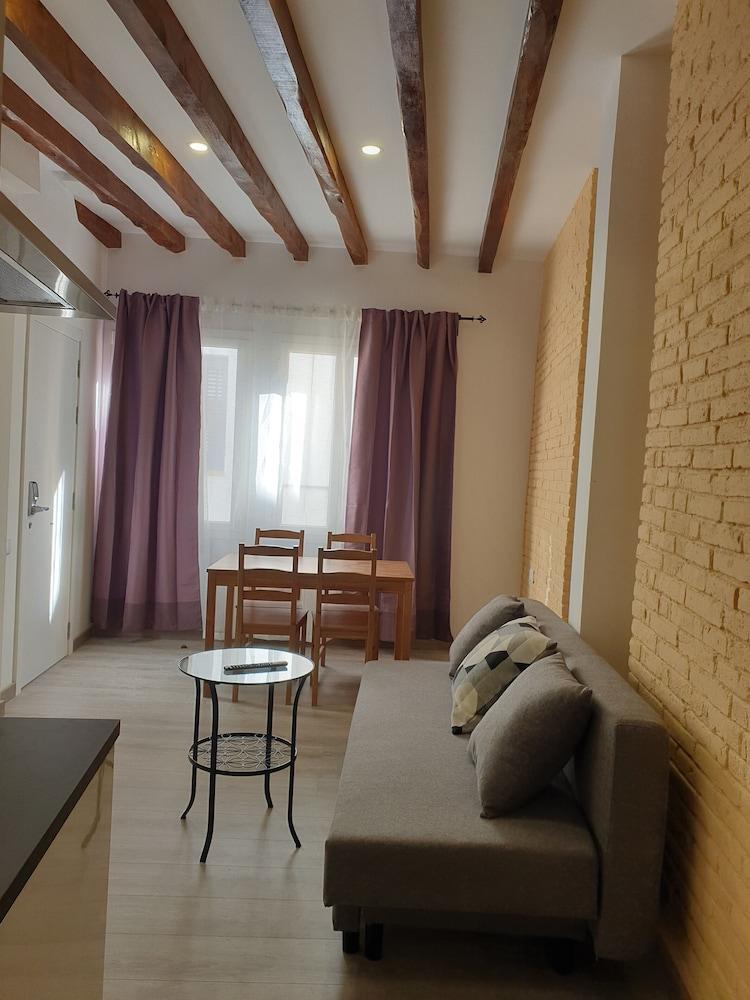 Ginosi El Chuto Apartel Apartamento Sitges